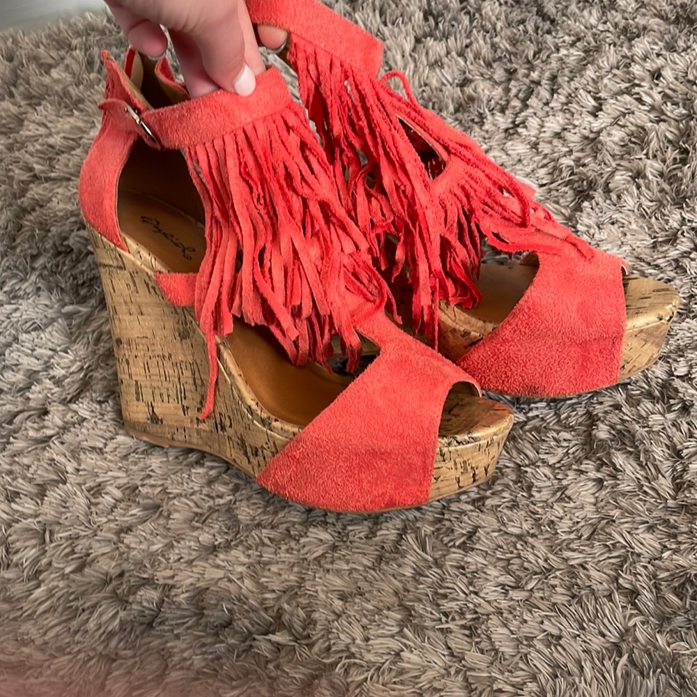 Qupid faux suede fringe wedges